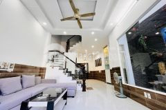 Bán gấp nhà đẹp đi định cư 4 tầng hxh tránh thống nhất 5.6mx11m chỉ 7,5 tỷ