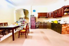 Trung tâm quận cầu giấy, mặt tiền rộng, ngõ nông sát phố, 4.3 tỷ