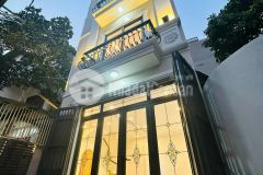 Bán nhà phố trạm,long biên 35m2,5 tầng,mt6.2 lô góc,oto đua nhỉnh 4 tỷ