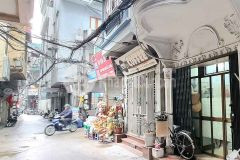 Bán nhà ngõ đê la thành, ba đình 33m2 giá 3.25 tỷ, 4 tầng, 3pn, mt 3m