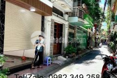 Bán nhà ngõ đội cấn, ba đình 40m2 giá 3.65 tỷ, 5 tầng, 4pn, mt 4m