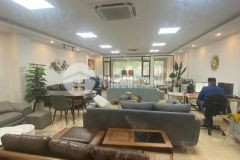 Bán nhà vị trí đắc địa, kinh doanh đỉnh, thang máy, vỉa hè, ô tô tránh phố trung kính.