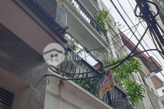 Bán nhà bồ đề,long biên 60m2,5 tầng,full nội thất,10m ra hồ nhỉnh 9 tỷ