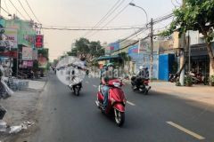 Cho thuê mặt bằng mặt tiền đường rộng 600m2 nở hậu chữ l