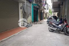 Bán nhà phạm ngọc thạch 54m2, mặt tiền 4.8m. thang máy, oto vào 10.2 tỷ