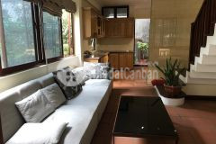 Bán nhà sát phố âu cơ quận tây hồ diện tích 40m2