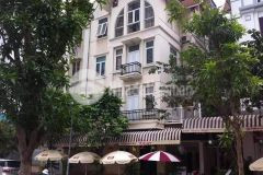 Cho thuê biệt thự tây mỗ s 300m2 lô góc view hồ giá 27trtháng