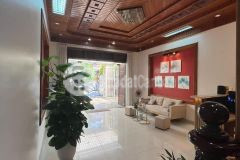 Cho thuê nhà 3 tầng 4pn đường châu thị vĩnh tế