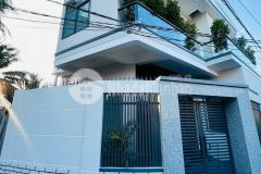 Bán nhà 2 tầng đẹp gần uỷ ban vĩnh ngọc, nhà mới xây kiên cố.