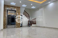 Bán nhà hoàng văn thái 8 tầng phân lô ô tô đỗ cửa. thang máy