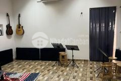 Hẻm xe hơi đỗ cửa hẻm thẳng 1 trục cách mặt tiền 30m ngang hơn 5m xây kiểu biệt thự sân vườn