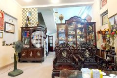 Bán nhà phố chùa láng đống đa, ô tô đỗ cửa, gần phố, kinh doanh.