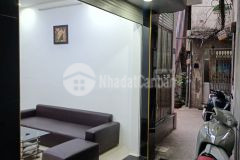 C.chủ bán nhà 20 ngõ 70 phố linh quang văn chương, lô góc, nhà đẹp dt 21m4 tầng2.47 tỷ