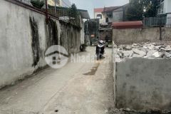 Đất đức thượng hoài đức lô góc, 43m2, vuông đét, xung quanh tiện ích ngập tràn, gần đường 32