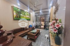 Nhà mặt ngõ, 2 thoáng, ngõ thông thẳng tắp phố thái thịnh, đống đa. 0911554873.