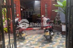 Đẹp không tì vết nhà 3 tầng nhà ngay đầu kiệt ô tô đậu đỗ trường chinh thanh khê đà nẵng