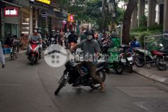 Hơn 6 ty ban nha măt phô cư lôc, 30m, 4t, kd, ô tô tranh, sđcc, không quy hoach