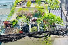 Bán nhà bồ đề,hồng tiến 52m2,4 tầng,mt4.7m oto vào nhà nhỉnh 6 tỷ