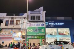 Cho thuê nhà mt phan đăng lưu phường 1 phú nhuận 4x20m 3 tầng