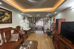 Tựu liệt sát bx nước ngầm bán nhà 4 tầng đẹp 42m2, dân xây rất gần ô tô hơn 3 tỷ.