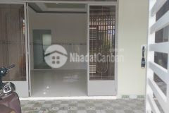 Cần bán gấp căn nhà ngộp tân phú trung 90,3 m2 giá 720tr sổ hồng riêng