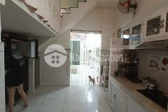 Nhà sát mặt tiền, 4 phòng ngủ, có sân thượng, nhà đẹp.