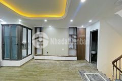 Bán nhà phố hào nam, đống đa, 6 tâng thang may mơi, 2 măt thoang, cưc gân ô tô