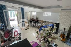 Bán nhà hxh hoàng hoa thám quận bình thạnh 4.5x15m tặng nội thất