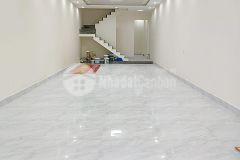 Nhà 2 tầng thông suốt đường hoàng diệu hải châu