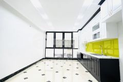 Tôi chính chủ cần bá.n căn nhà ngõ 18 định công thượng 7 tầng x40m thang máy gần phố