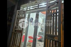 Bán nhà nguyễn đình hoàn 30m sdcc, 4,5 tầng 3,3 tỷ có thương lượng