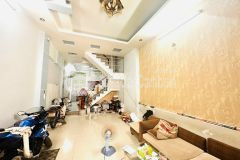 Gần chợ, trường, đường số 18 phường 8 gò vấp, 63m2 3 tầng chỉ 5.2 tỷ