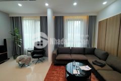 Nha đep măt phô bat khôi, tiên nghi đây đu, kinh doanh sâm uât