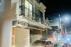 Hàng độc lạ la tinh trong đê gần vành đai 4