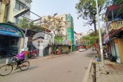 Mặt phố hoàng thế thiện vỉa hè kinh doanh cực đỉnh căn goc 1 măt phố 1 mặt ngõ