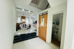 Bán nhà phố trung kính, quận cầu giấy, lô góc, giá 8.3 tỷ.