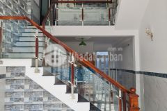 Nhà đẹp thiết kế mái thái 55m2 3 tầng gần chợ hóc môn giá chỉ 3.750 tỷ tl