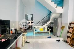 Nhà tt mới, hiếm nguyễn tri phương quận 10 4x11m2, 3tầng nhỉnh 5tỷ