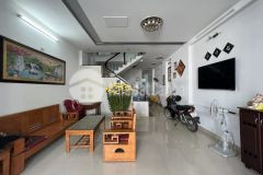 Bán nhà gần biển 3 tầng kđt phước long a nha trang chỉ hơn 5 tỷ