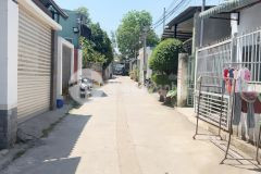 Nhà sổ riêng, hố nai cách ql 1a chỉ 300m, dt 137m2, giá 2.5 tỷ, đường betong 6m