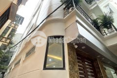 Bán toà căn hộ cho thuê doanh thu 120trth 7 tầng 100m2 giá 25,5 tỷ. lh 0869381258