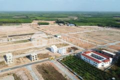 Hính chủ cần bán lô đất full thổ cư, gần vòng xoay cổng xanh giá cực tốt.