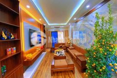 Nhà đẹp nguyễn chánh cầu giấy, thang máy, ô tô, kinh doanh 60m6t giá 15.8 tỷ