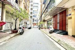 Vip nguyễn chánh ô tô tránh vỉa hè kinh doanh 5 tầng dân xây