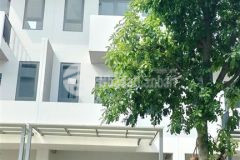 Bán nhà kdc the pearl riverside, trục chính, nhà 1 trệt 2 lầu 1st, giá 3,3 tỷ, sổ sẵn hoàn công