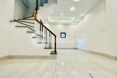 Nhà đẹp hoàng mai, ở ngay, lô góc, oto đỗ cửa