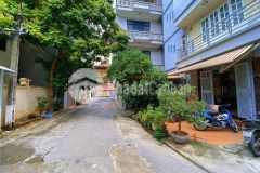 Mặt phố vỉa hè ô tô tải tránh kinh doanh đỉnh cao.,