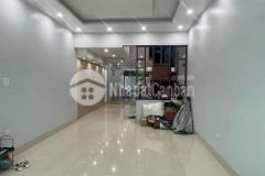 Giá rẻ nhà mai dịch 106m4t, mặt ngõ thông, phân lô, ô tô tránh chỉ 17 tỷ