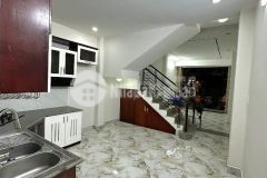 Cần bán căn nhà đẹp 4 tầng mê mặt tiền đường huỳnh thúc kháng,hải châu,đa năng.