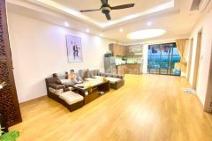 Chính chủ cần bán căn hộ góc full nội thất thiết kế riêng tại kdt thanh hà cienco 5